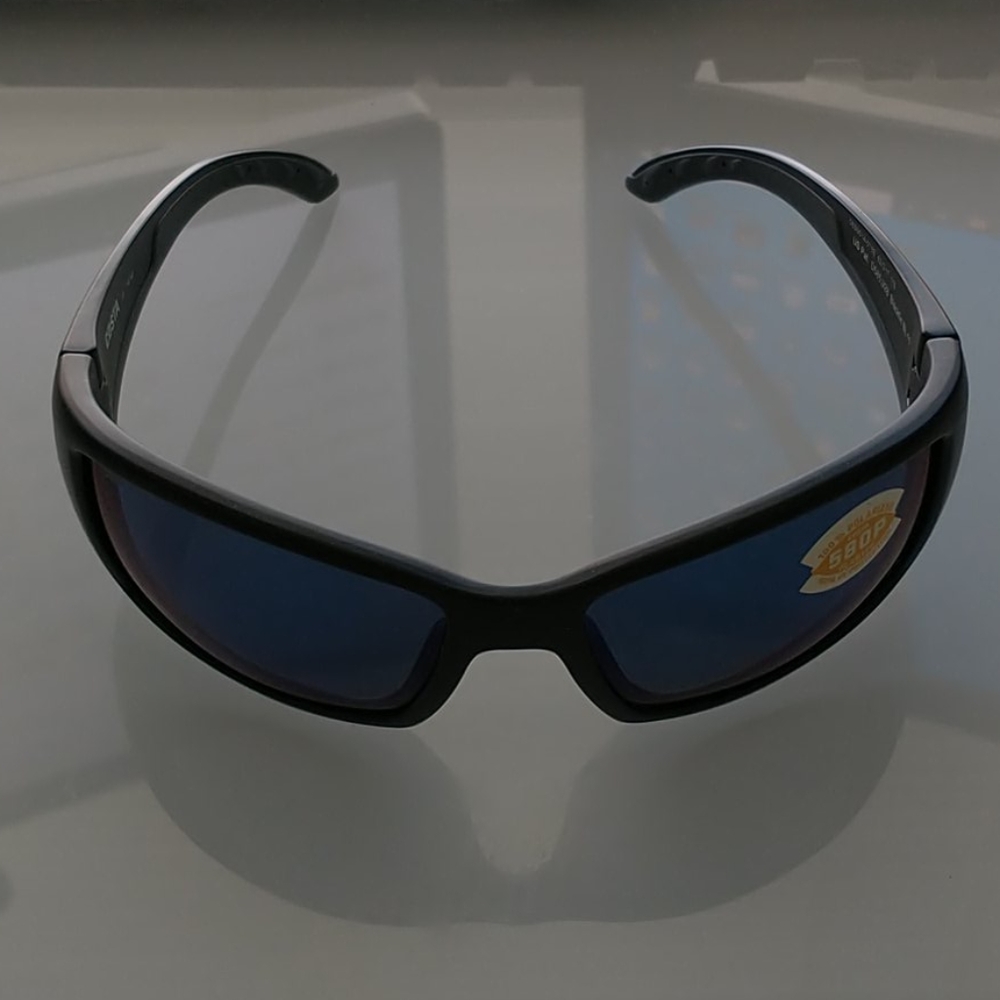 Costa Del Mar Blackfish Polarized 580P 64mm